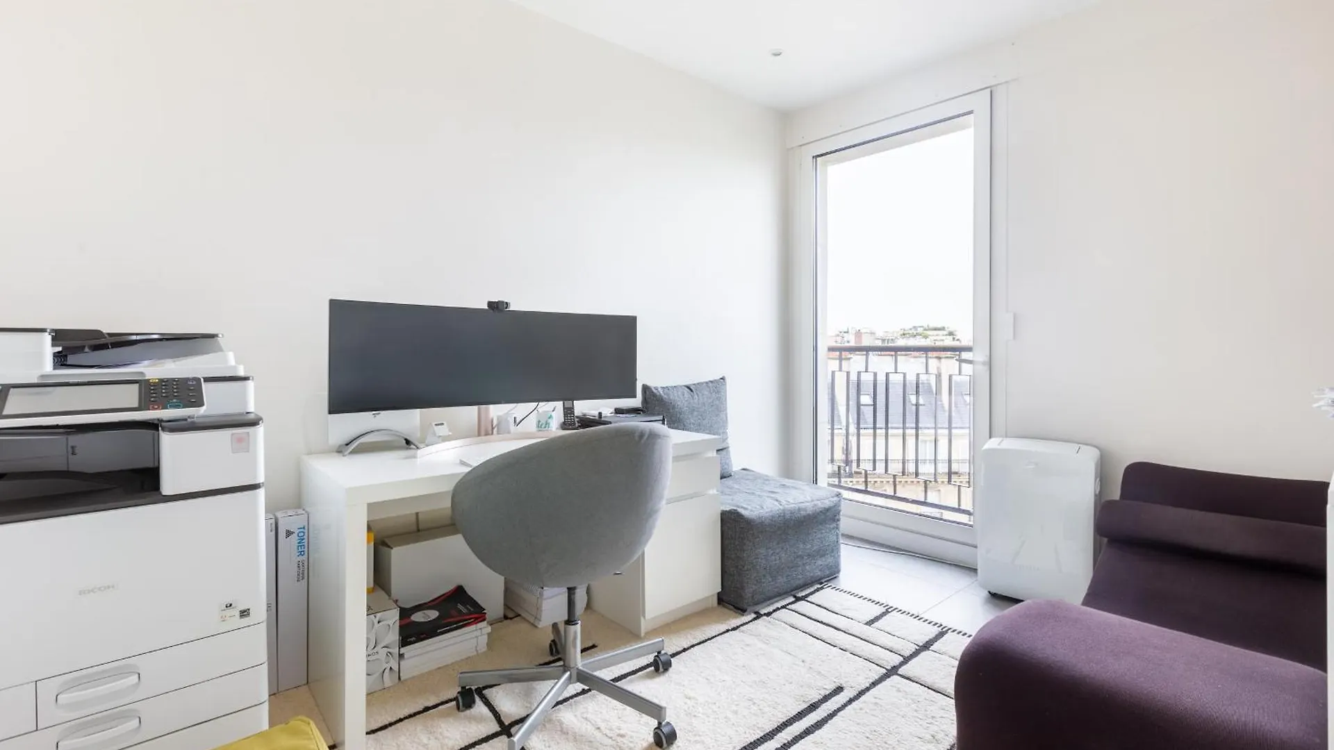 Luxury Eiffel Tower Paris Apartment